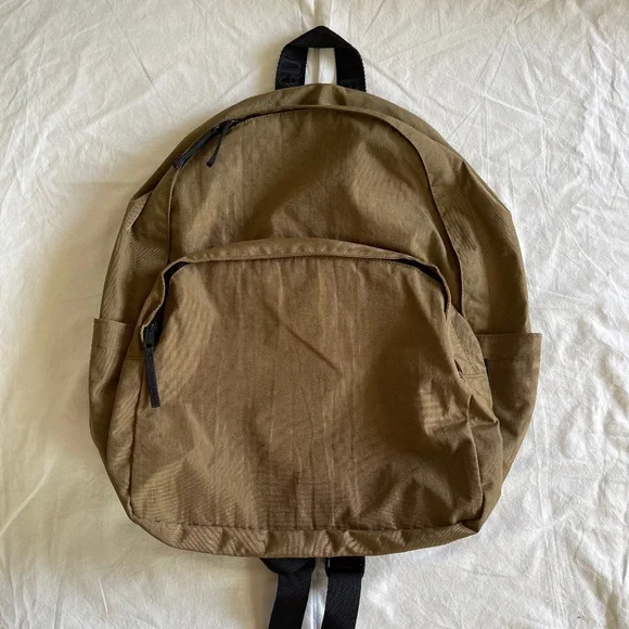 BAGGU | Bags | Seaweed Baggu Large Nylon Backpack | Poshmark display picture 2